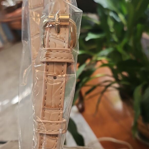 NWOT Cream Crossbody Purse Strap - Picture 7 of 7